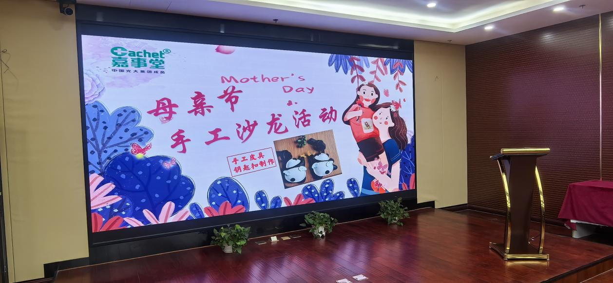 918�����û��ع��Ὺչĸ�׽��ֹ�ɳ���˶�